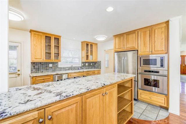 2873 San Vicente Ave, Long Beach, CA 90815