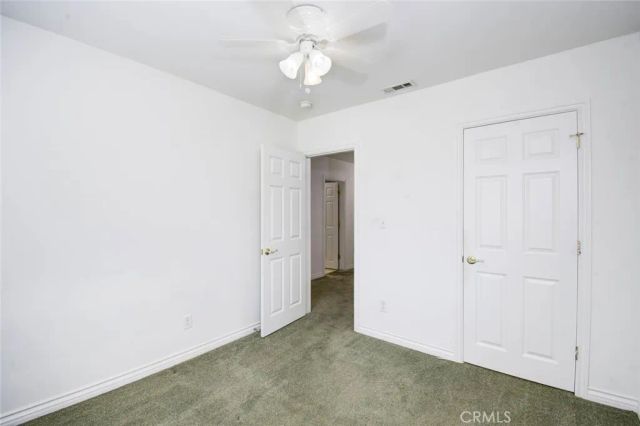 2873 San Vicente Ave, Long Beach, CA 90815