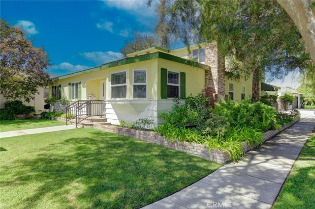 2873 San Vicente Ave, Long Beach, CA 90815