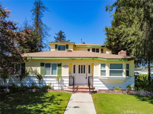 2873 San Vicente Ave, Long Beach, CA 90815