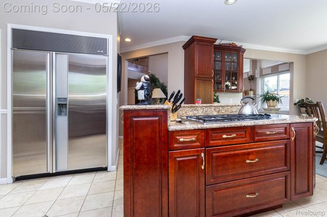 18610 Turnberry Drive, Macomb Township, MI 48044