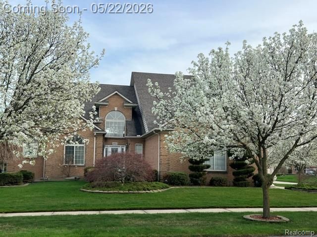 18610 Turnberry Drive, Macomb Township, MI 48044