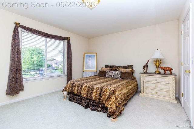 18610 Turnberry Drive, Macomb Township, MI 48044