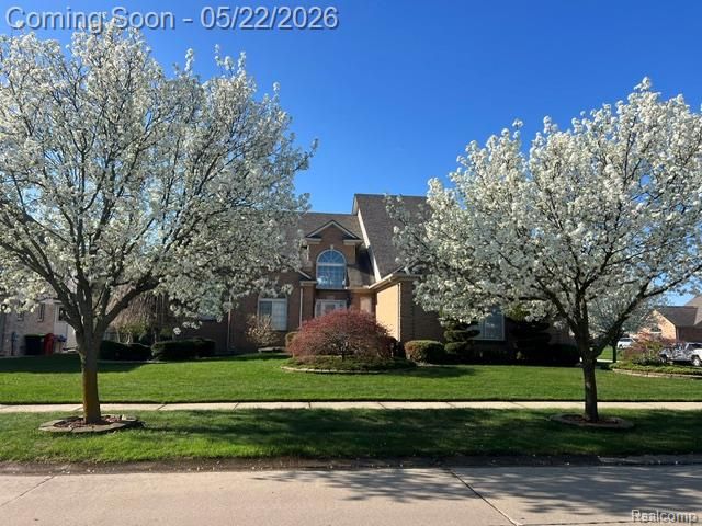 18610 Turnberry Drive, Macomb Township, MI 48044