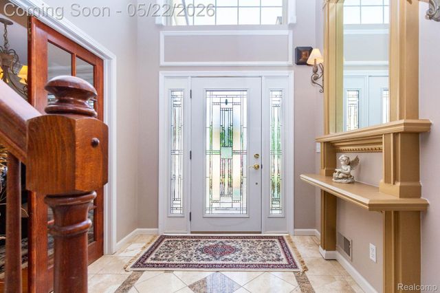 18610 Turnberry Drive, Macomb Township, MI 48044