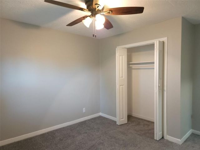 402 S Blackwell Street, La Porte, TX 77571