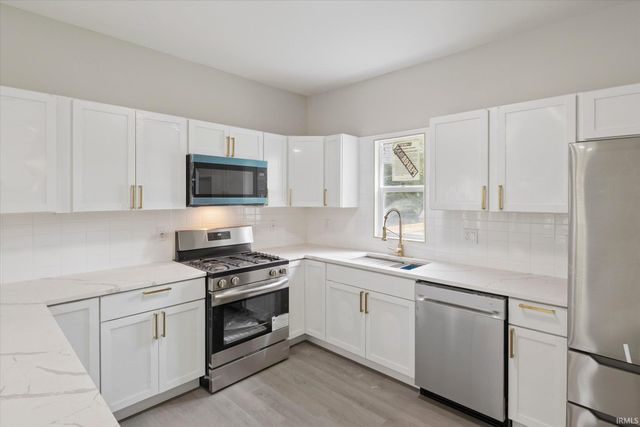 110 S 33rd Street, South Bend, IN 46615