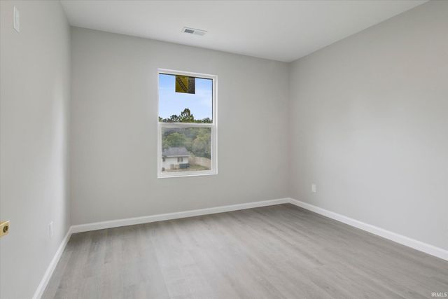 110 S 33rd Street, South Bend, IN 46615