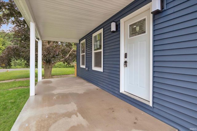 110 S 33rd Street, South Bend, IN 46615