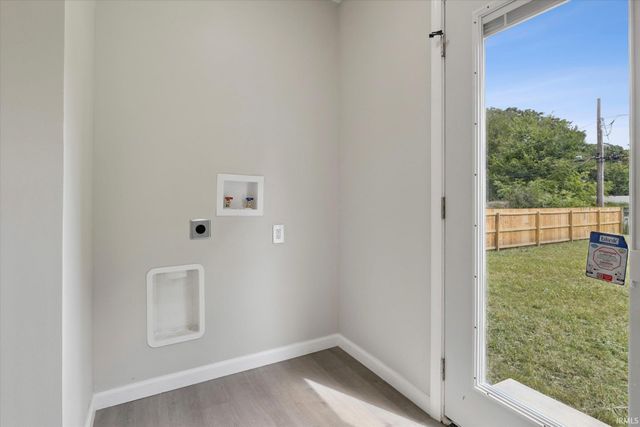 110 S 33rd Street, South Bend, IN 46615