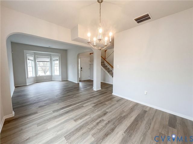 13166 Stockleigh Dr, Chester, VA 23831