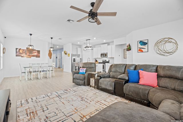 7014 Shears, San Antonio, TX 78252