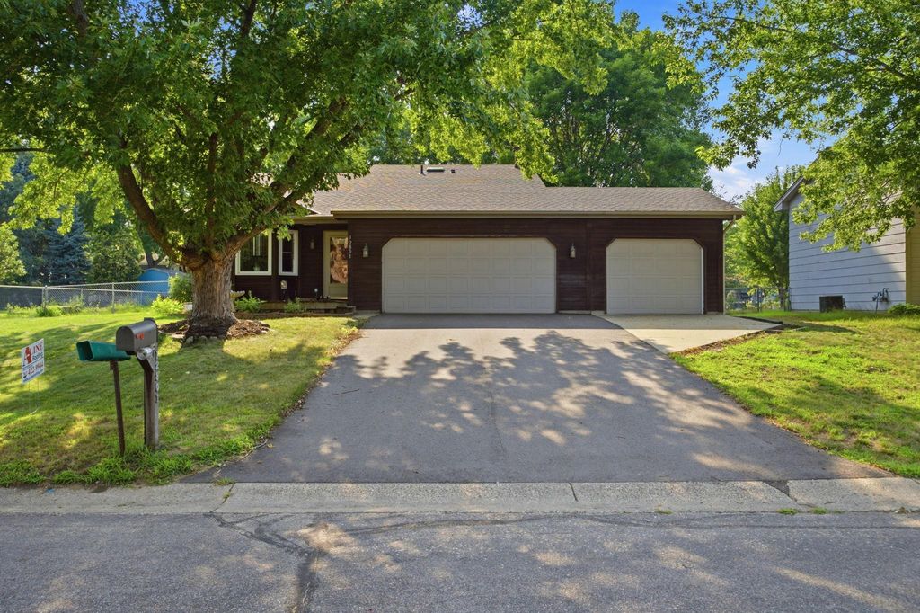 12801 Belle Aire Drive, Champlin, MN 55316 — exterior