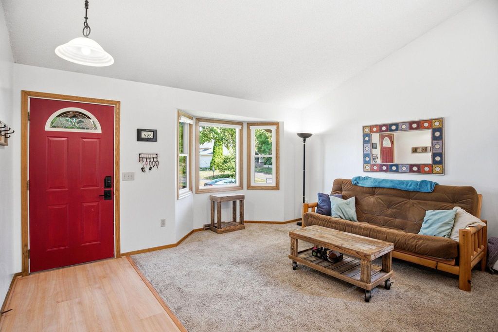 12801 Belle Aire Drive, Champlin, MN 55316 — photo 4