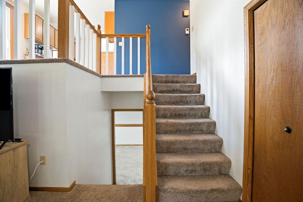 12801 Belle Aire Drive, Champlin, MN 55316 — photo 5