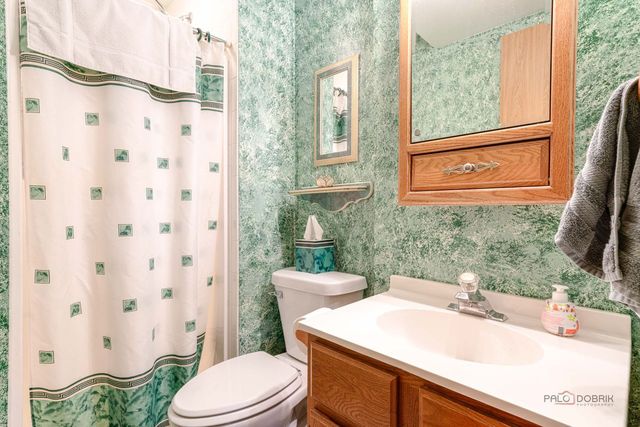 916 Lorelei Drive, Zion, IL 60099