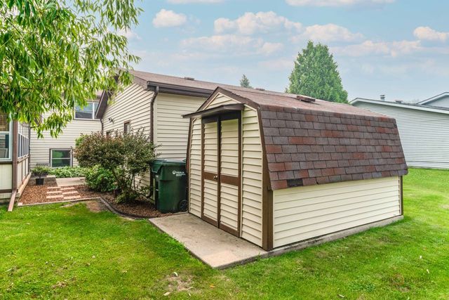 916 Lorelei Drive, Zion, IL 60099