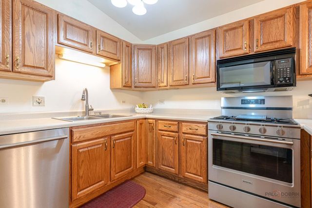 916 Lorelei Drive, Zion, IL 60099