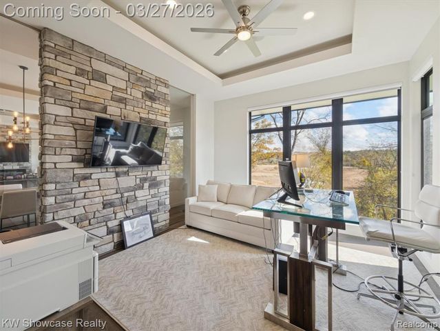 1164 Lake Forest Way, Milford, MI 48380