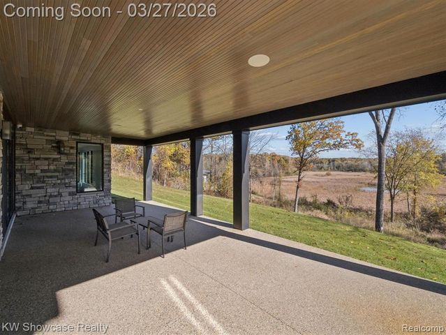 1164 Lake Forest Way, Milford, MI 48380