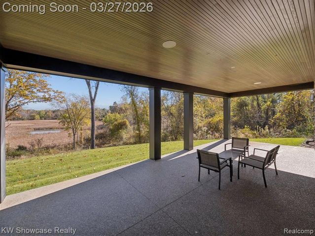 1164 Lake Forest Way, Milford, MI 48380