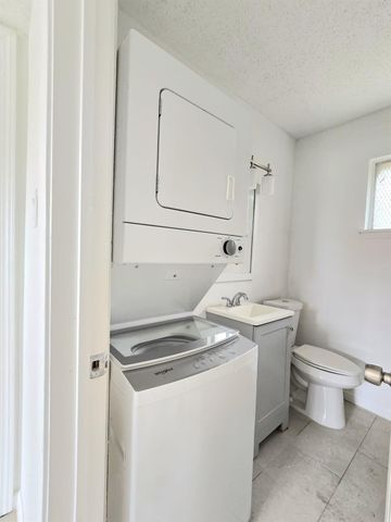 3843 Mount Pleasant St, Houston, TX 77021