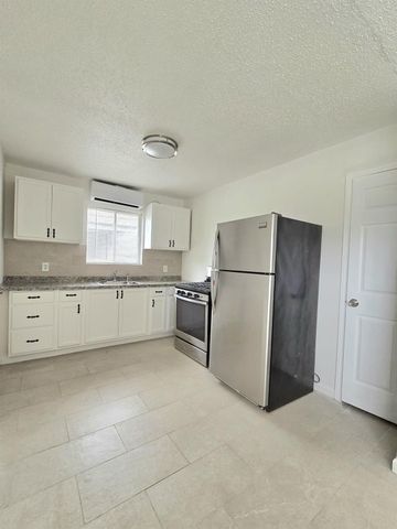 3843 Mount Pleasant St, Houston, TX 77021