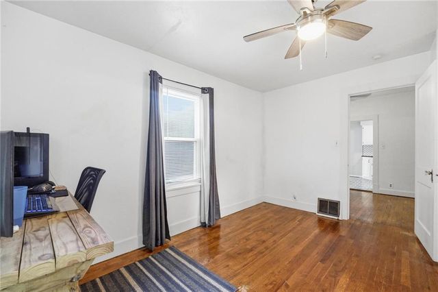 309 5th Street S, Greenwood, MO 64034