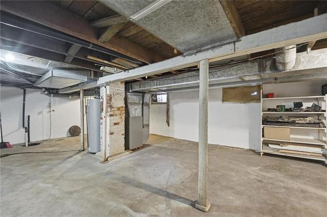 309 5th Street S, Greenwood, MO 64034