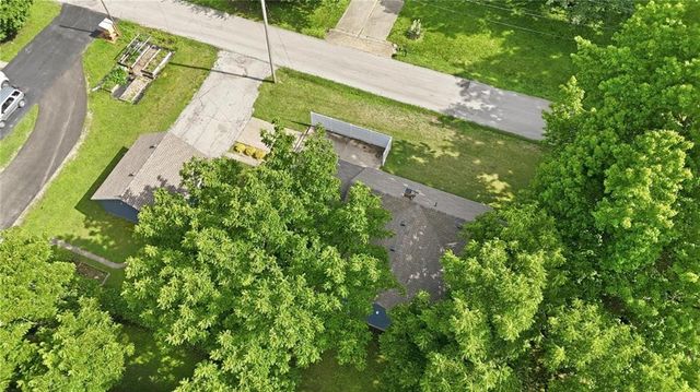 309 5th Street S, Greenwood, MO 64034