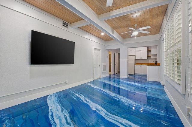 841 DELAWARE AVENUE, Palm Harbor, FL 34683