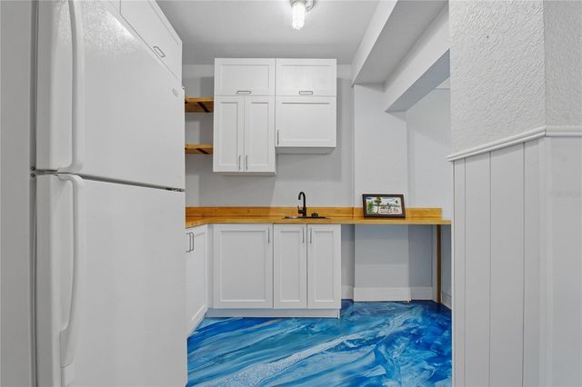 841 DELAWARE AVENUE, Palm Harbor, FL 34683