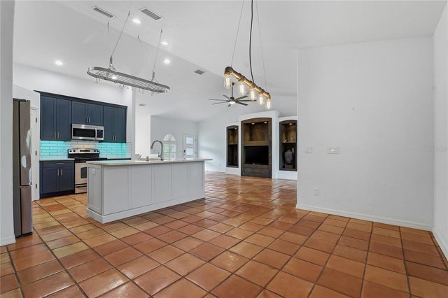 841 DELAWARE AVENUE, Palm Harbor, FL 34683