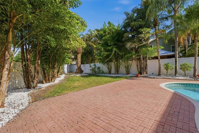 841 DELAWARE AVENUE, Palm Harbor, FL 34683