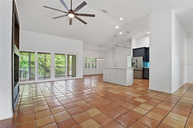 841 DELAWARE AVENUE, Palm Harbor, FL 34683