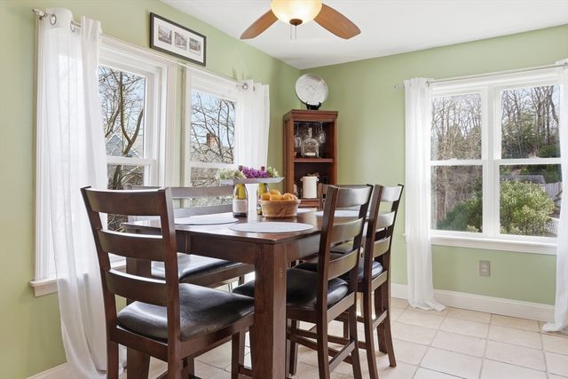 138 Pleasant St, Woburn, MA 01801
