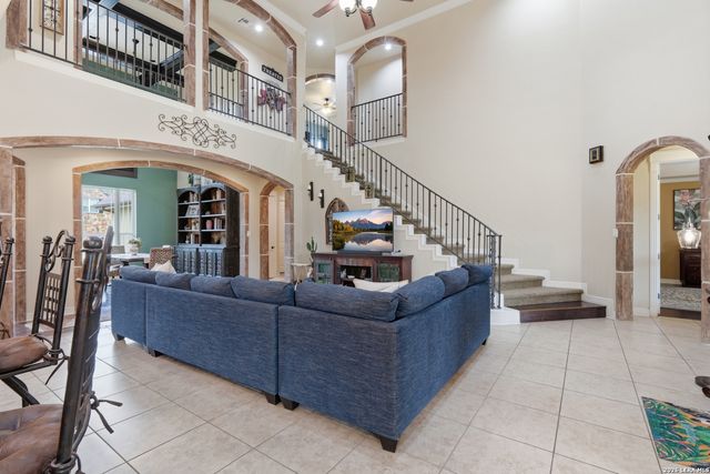 18702 Edwards Edge, San Antonio, TX 78256