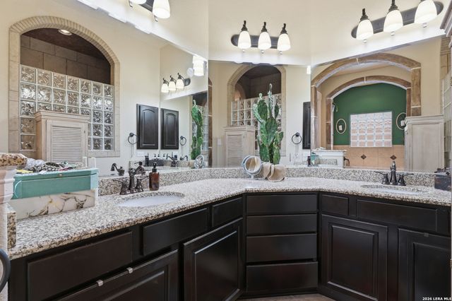 18702 Edwards Edge, San Antonio, TX 78256