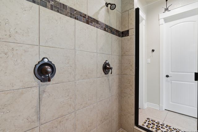 18702 Edwards Edge, San Antonio, TX 78256