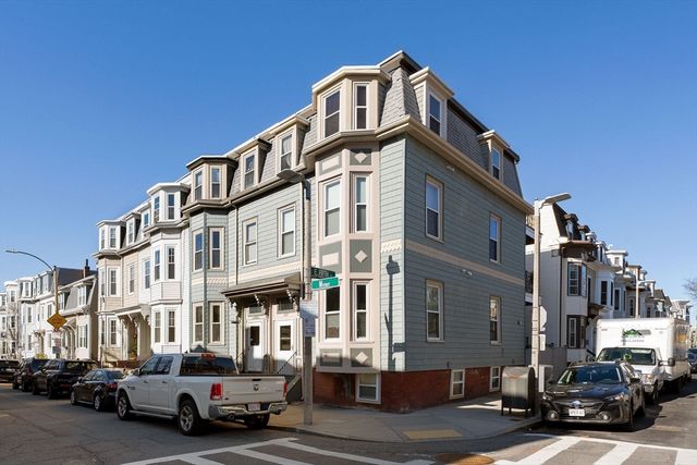 117 M St 3, Boston, MA 02127