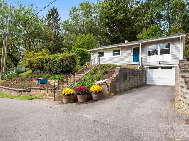 59 Greeley Street, Asheville, NC 28806