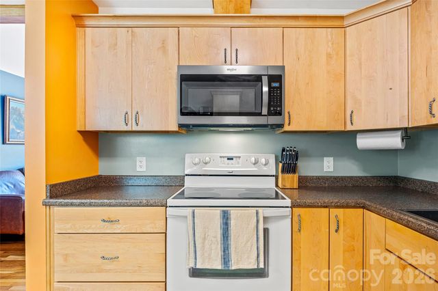 59 Greeley Street, Asheville, NC 28806