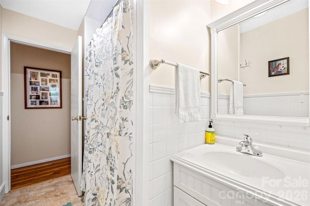 59 Greeley Street, Asheville, NC 28806