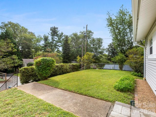 59 Greeley Street, Asheville, NC 28806