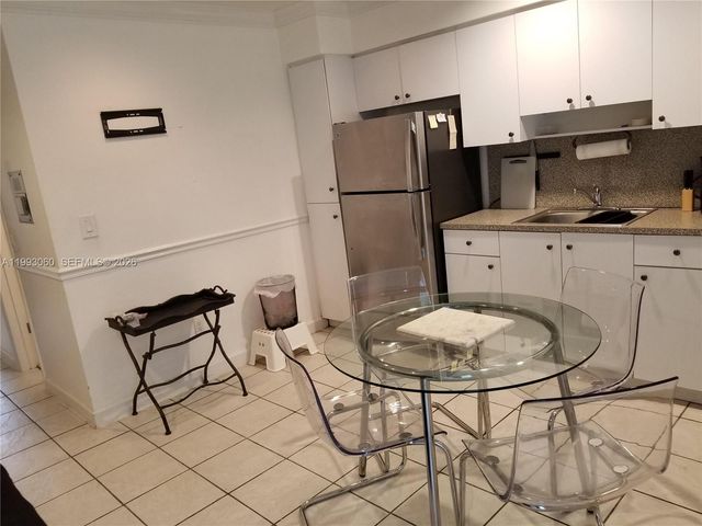 524 Washington Ave 203, Miami Beach, FL 33139