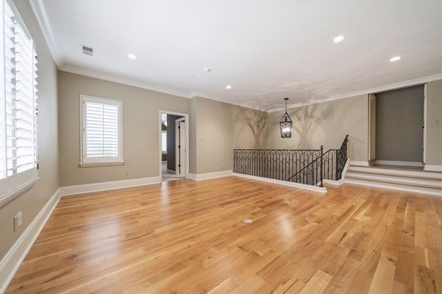 2301 CAYLORS WOODS CV, Germantown, TN 38138