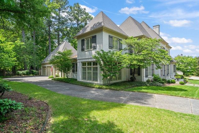 2301 CAYLORS WOODS CV, Germantown, TN 38138