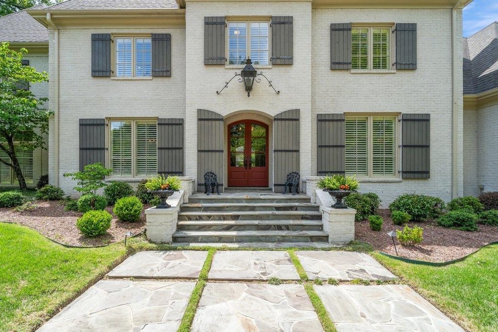 2301 CAYLORS WOODS CV, Germantown, TN 38138
