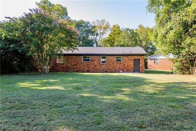 104 Cindy Circle, Fort Smith, AR 72908