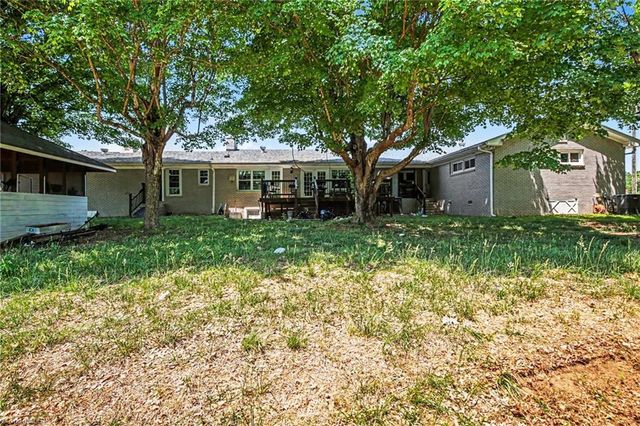 2041 W Main Street, Yadkinville, NC 27055
